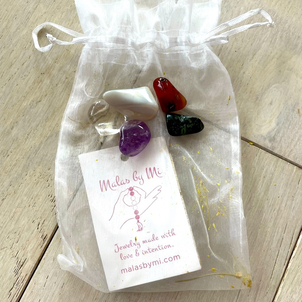 Gift pouch with crystal gemstones 💎